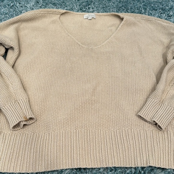 Lucky Brand V neck sweater - Picture 3 of 3